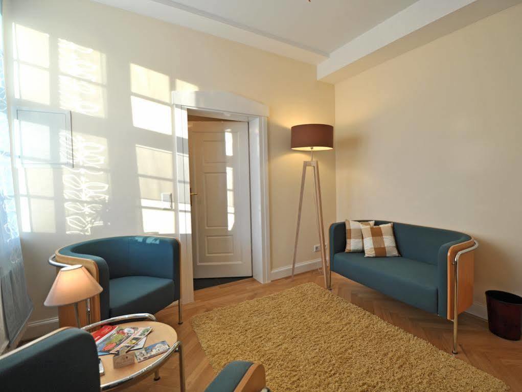 קאסל Villa Andante Apartmenthotel מראה חיצוני תמונה